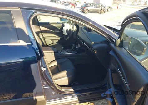 2025 Mazda Cx-30 2.5 S Preferred Package z USA, uszkodzony, nr VIN 3MVDMBCM8SM849551